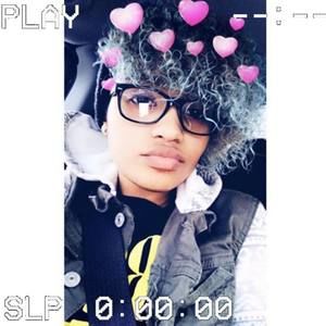 Meet your Posher, Vicki